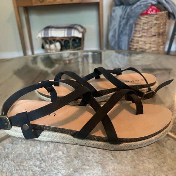 Women’s black sandals, strapy, woven platform - Picture 3 of 8